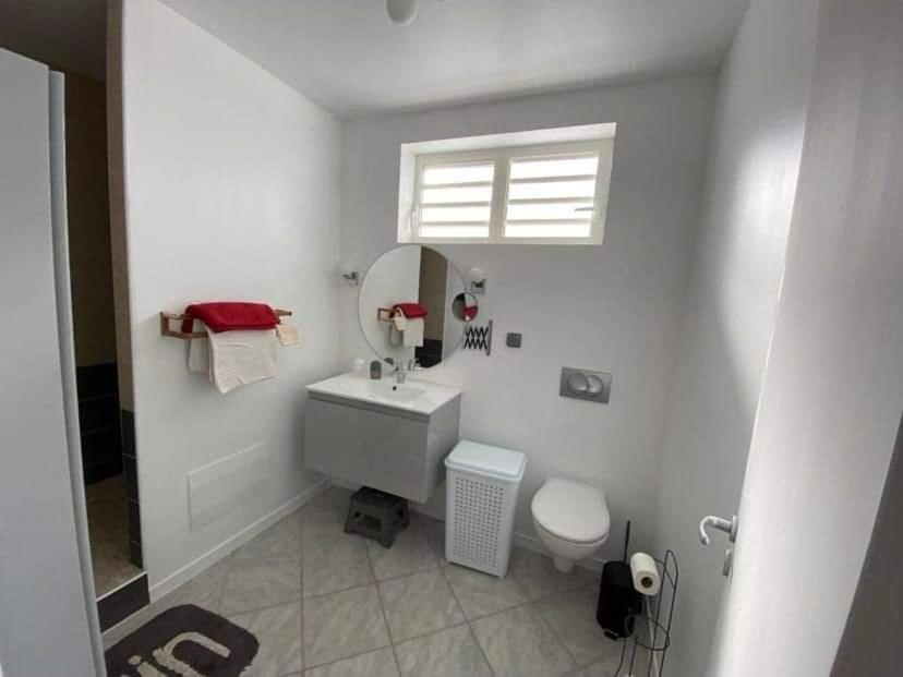 Fleur Des Caraibes Apartment แซ็งแตนน์ ภายนอก รูปภาพ